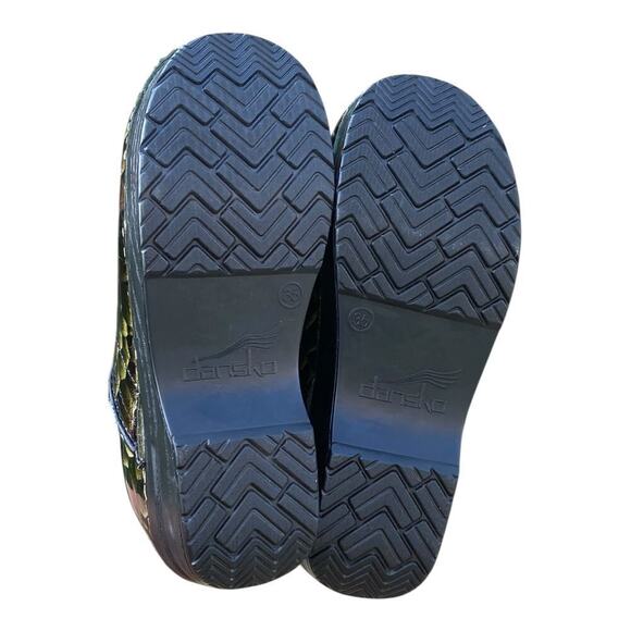 Dansko Clogs Womens Patent Leather Snake Pattern Nurse Slip-Ons Size EU 35 US 5 - Picture 13 of 16